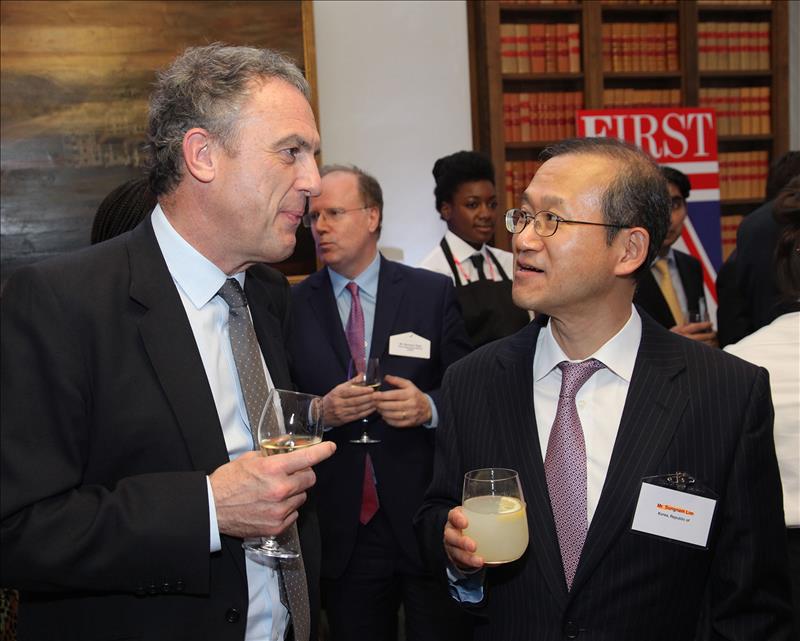 Sir Simon Fraser KCMG, Permanent Under Secretary and Head of the Diplomatic Service with HE Sungnam Lim, Ambassador of the Republic of Korea