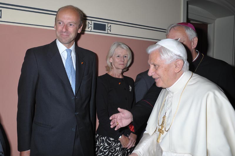 Rupert Goodman, Chairman and Founder of FIRST with His Holiness Pope Benedict XVI