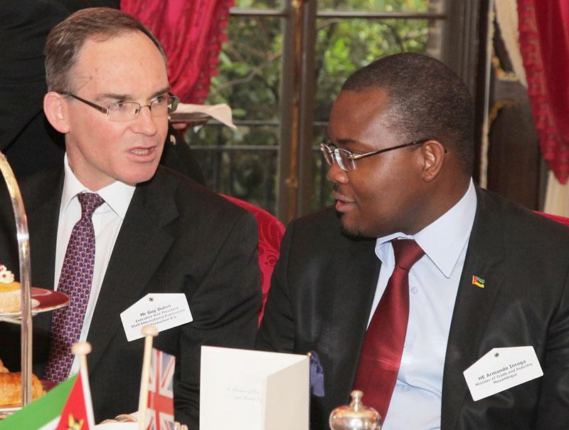 Guy Outen, Executive Vice President, Shell and HE Armando Inroga, Minister of Trade and Industry, Mozambique