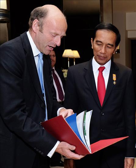 Rupert Goodman, Chairman and Founder of FIRST, and HE Joko Widodo, President of the Republic of Indonesia