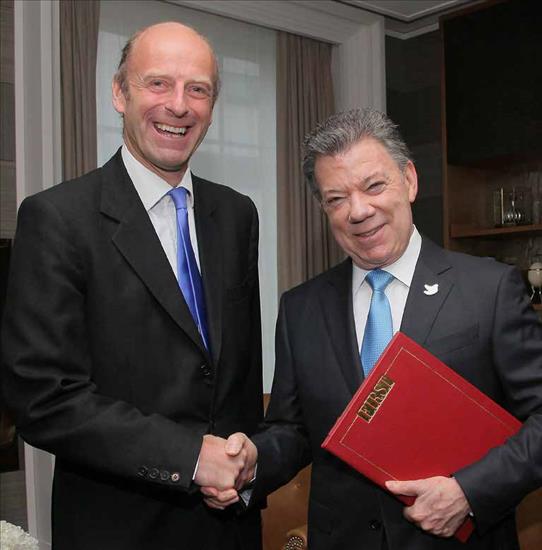 His Excellency Juan Manuel Santos, President of the Republic of Colombia, with Rupert Goodman DL, Founder, FIRST 