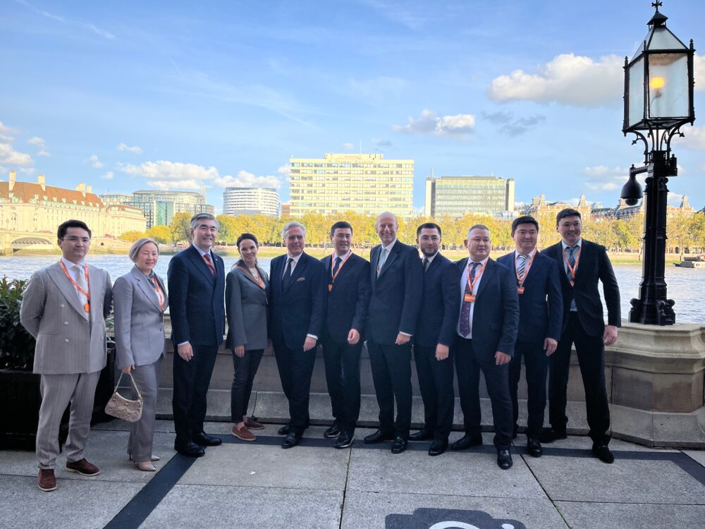 HE Magzhan Ilyassov, Rupert Goodman and the official delegation on the terrace at the Houses of Parliament